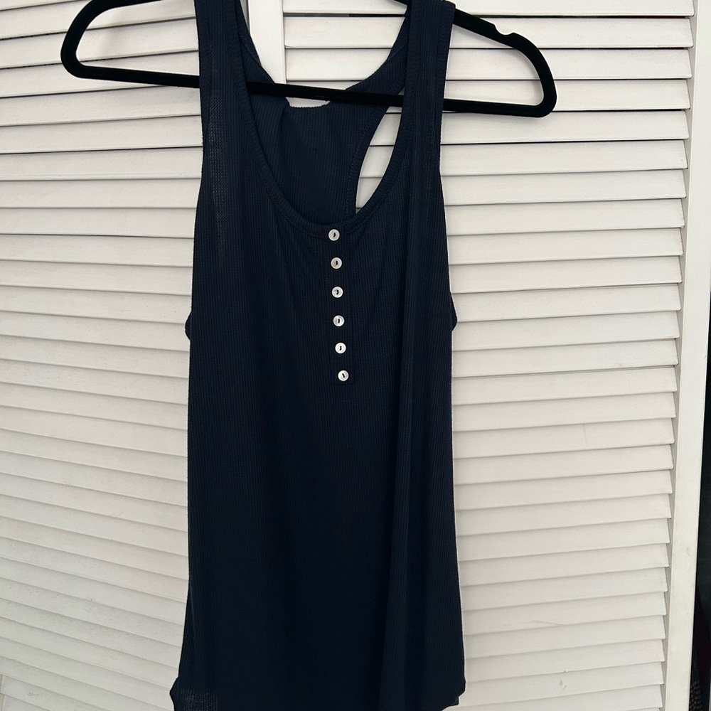 Women's Black Sleeveless Top